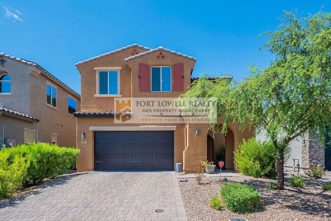 property at 977 W Hesperaloe Ct