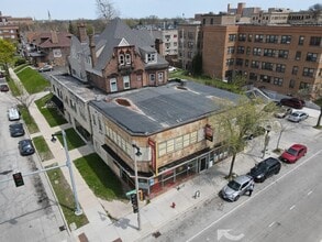 708-714-2532-2534 W Wisconsin Ave in Milwaukee, WI - Building Photo - Building Photo