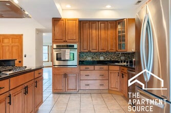 3913 N Kenneth Ave, Unit 2 in Chicago, IL - Building Photo - Building Photo