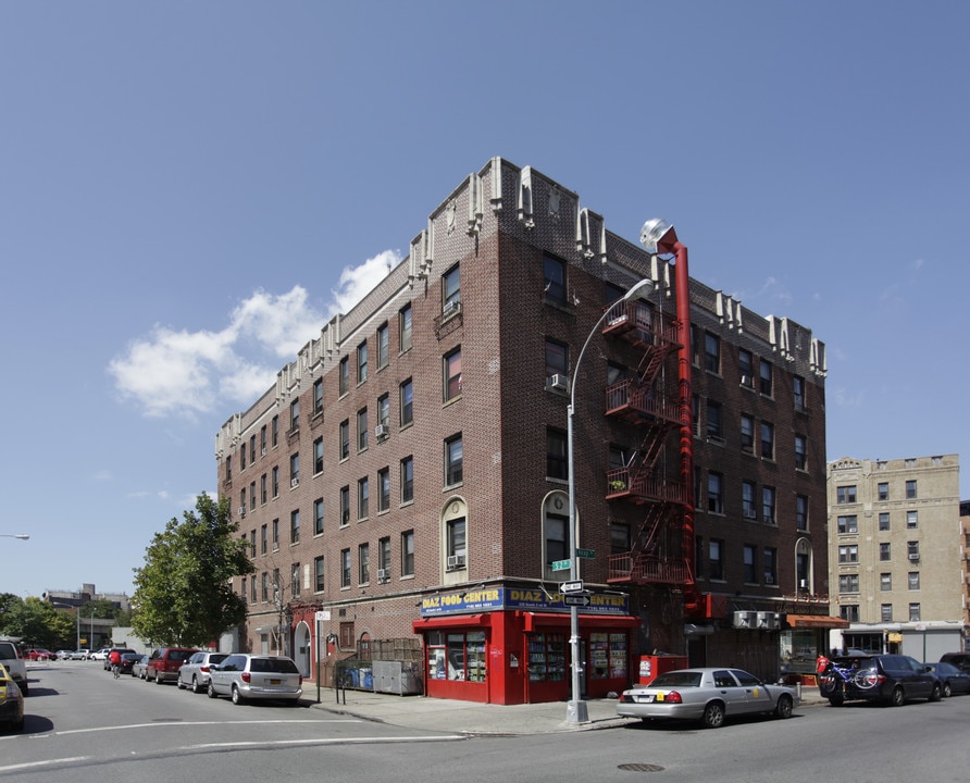 335 S 2nd St in Brooklyn, NY - Building Photo