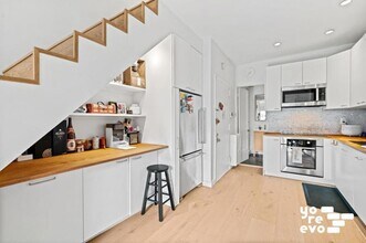 165 E 104th St in New York, NY - Building Photo - Building Photo