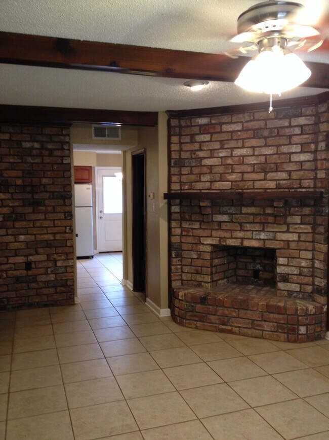 45 Brandon Hall Dr Rentals in Destrehan, LA