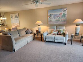 6713 Stone River Rd in Bradenton, FL - Building Photo - Building Photo