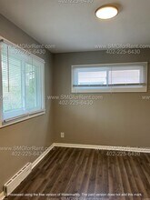 7529 Richmond Dr in Omaha, NE - Building Photo - Building Photo