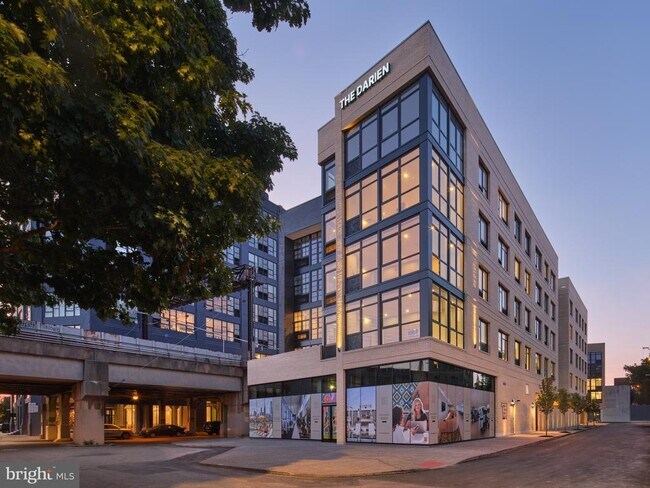 property at 809 Poplar St