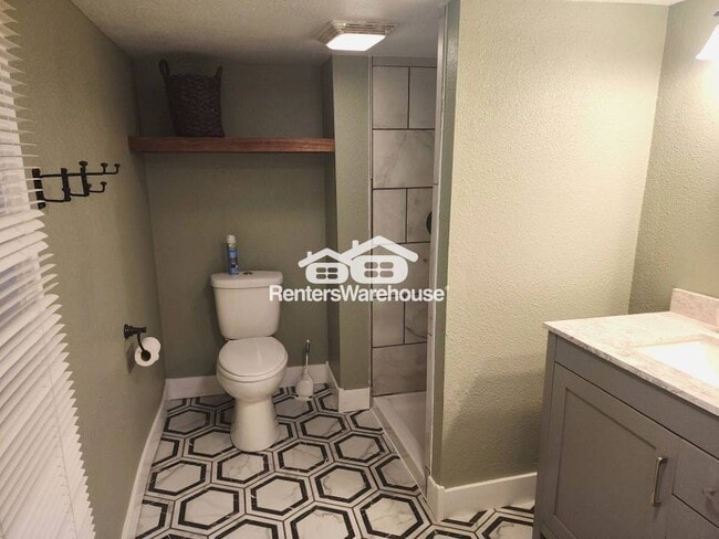 1426 Douglas St in Menomonie, WI - Building Photo - Building Photo