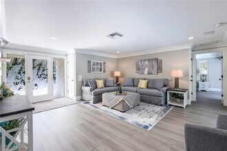 723 Willowhead Dr in Naples, FL - Building Photo - Building Photo
