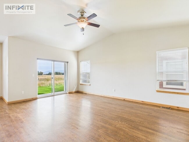 property at 23 Voyager Ln