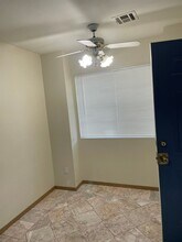 4611 Krissylouise Way in Las Vegas, NV - Building Photo - Building Photo