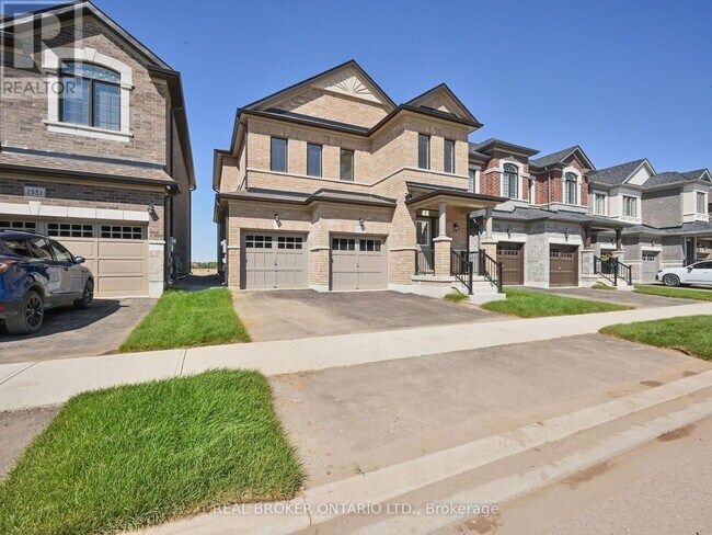 1555 Severn Dr in Milton, ON - Building Photo - Building Photo