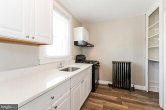 5119 Hawthorne St in Philadelphia, PA - Building Photo - Building Photo