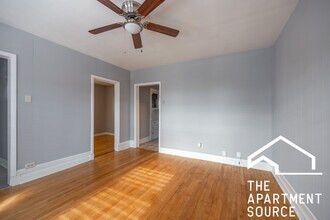 5128 W Henderson St in Chicago, IL - Building Photo - Building Photo