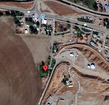 300 Burkhardt Rd in Grand View, ID - Building Photo
