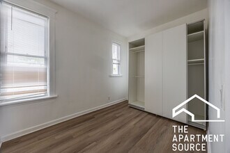 1841 N Kedzie Ave in Chicago, IL - Building Photo - Building Photo