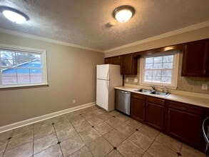 1233 Wilderness Dr in Spring Lake, NC - Building Photo - Building Photo