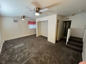 494 East Ave in Chico, CA - Building Photo - Building Photo