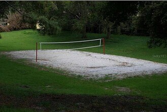 390 Woodside Dr in Altamonte Springs, FL - Building Photo - Building Photo