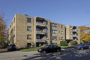 10 Hill Heights Rd Apartments