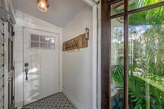 236 W North St-Unit -B in Tampa, FL - Building Photo - Building Photo
