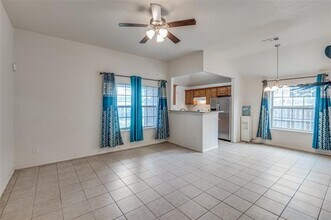 1939 Naira Dr in Dallas, TX - Building Photo - Building Photo