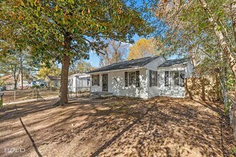 2754 Lakehurst Ave in Shreveport, LA - Building Photo - Building Photo