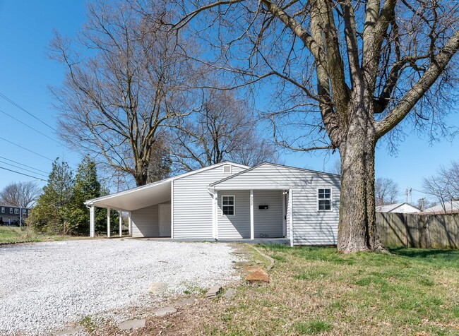 property at 953 S Newton Ave