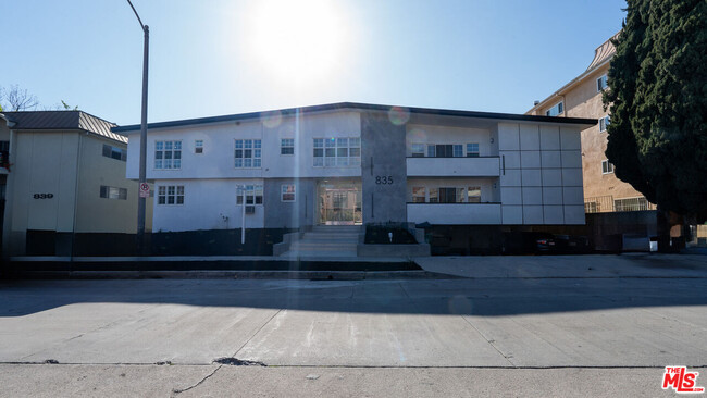 property at 835 S Sherbourne Dr