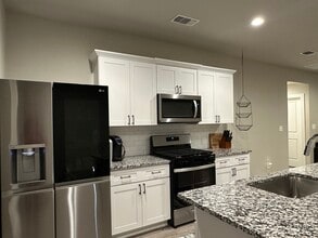 75 Windsor Ct in Lubbock, TX - Building Photo - Building Photo