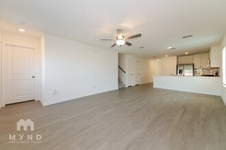 2728 Mistwood Dr in Fort Worth, TX - Foto de edificio - Building Photo