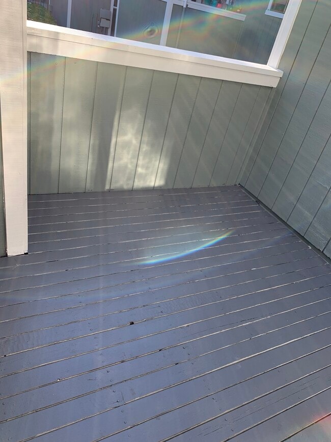 property at 1072 Maywood Ln
