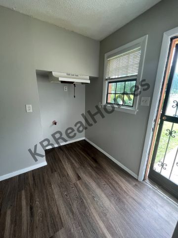 6 E McKellar Ave in Memphis, TN - Foto de edificio - Building Photo