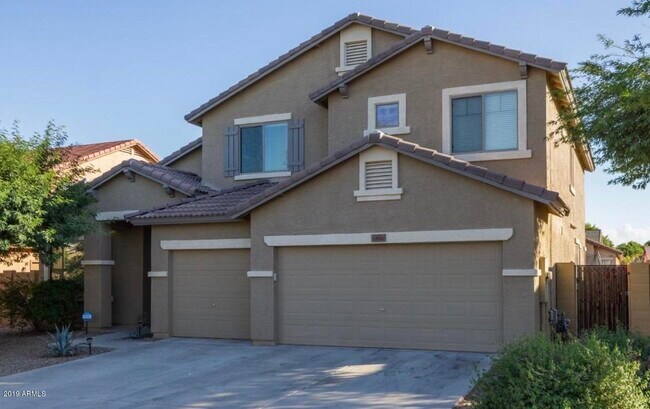 18041 W Caribbean Ln in Surprise, AZ - Building Photo - Building Photo