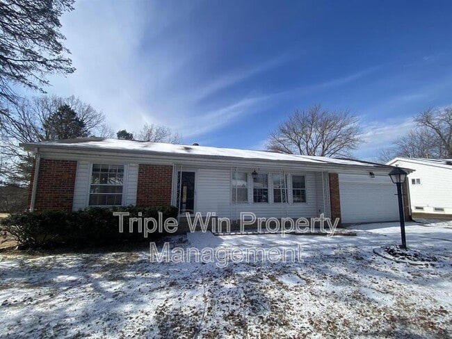 14655 Fox Manor Dr