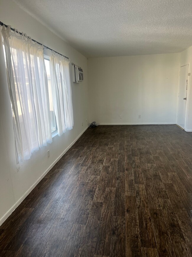 3755 Vinton Ave, Unit 4