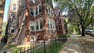6322 N Lakewood Ave in Chicago, IL - Building Photo - Building Photo