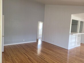 12080 Lamanda St in Los Angeles, CA - Building Photo - Building Photo