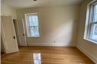 22 Alton Ct, Unit 2 in Brookline, MA - Building Photo - Building Photo