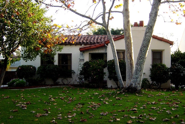 property at 2090 E Mountain St