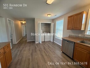 501 Rainbow Dr in Murrells Inlet, SC - Building Photo - Building Photo