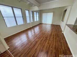 7534 Huialoha St in Honolulu, HI - Building Photo - Building Photo
