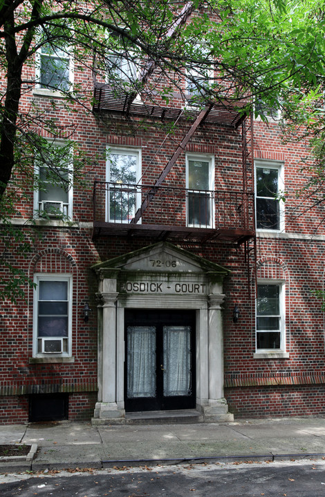 Fosdick Court in Ridgewood, NY - Building Photo