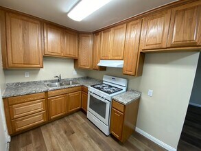 4056 Eta St in San Diego, CA - Building Photo - Building Photo
