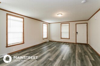 39 Parkview Ave in Commercial Point, OH - Building Photo - Building Photo