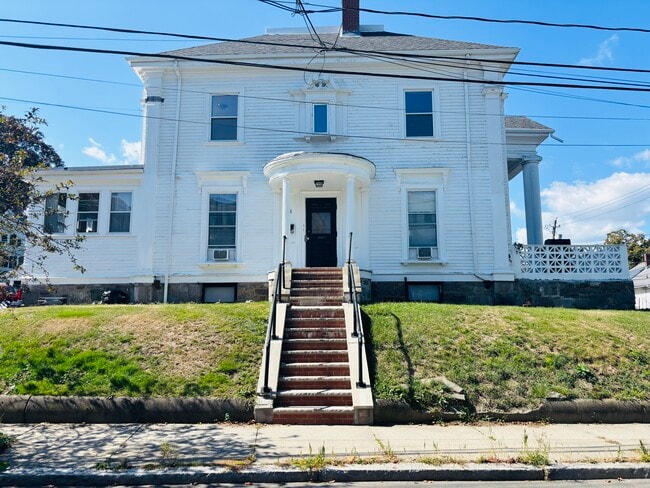 58 Leicester St, Unit 2 in Boston, MA - Building Photo - Building Photo