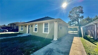 7530 New Castle St in New Orleans, LA - Building Photo - Building Photo