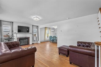 41 Verplanck Ave in Beacon, NY - Building Photo - Building Photo