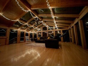 148 Eagle Fjord Rd, Unit A Upper in Bozeman, MT - Foto de edificio - Building Photo