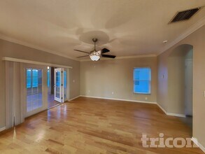 3537 Heron Island Dr in New Port Richey, FL - Building Photo - Building Photo