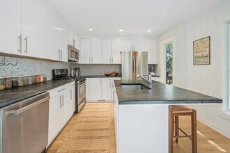 3 Tillinghast Pl in East Hampton, NY - Building Photo - Building Photo