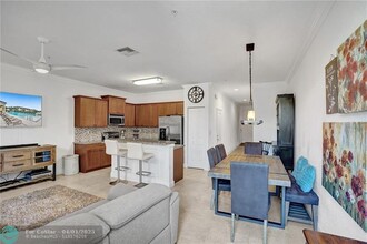 236 SW 7th Ct in Pompano Beach, FL - Building Photo - Building Photo